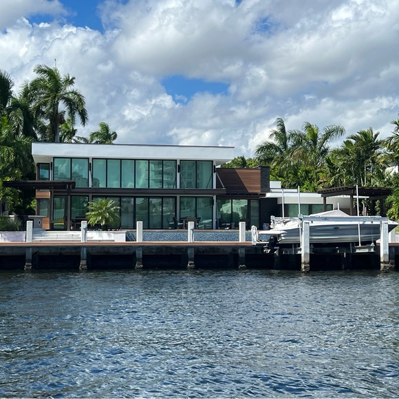 NWT Betsey Johnson Large Travel Wristlet Pouch AND Jumbo Luggage Tag Bundle - Picture 3 of 10